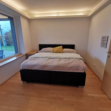 Haus Mit Traumhaften Ausblick 菲拉赫 客房 照片