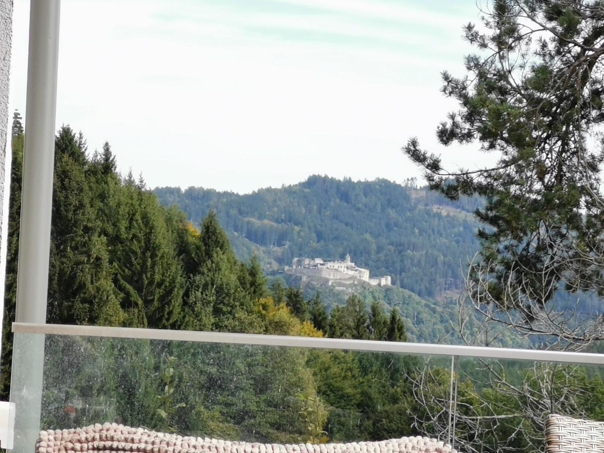 Haus Mit Traumhaften Ausblick 菲拉赫 客房 照片